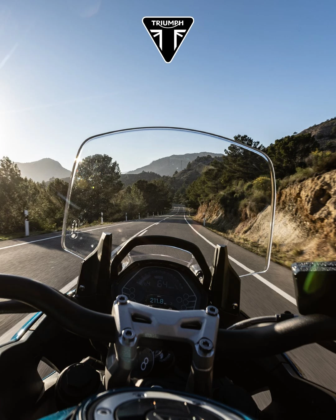 Vorschaubild für Post - Nur kurz fahren… kennt ihr das Gefühl wenn es euch immer weiter trägt? 

#triumphmotorcycle #bikerlife #triumphdeutschland #letsgo #immerweiter