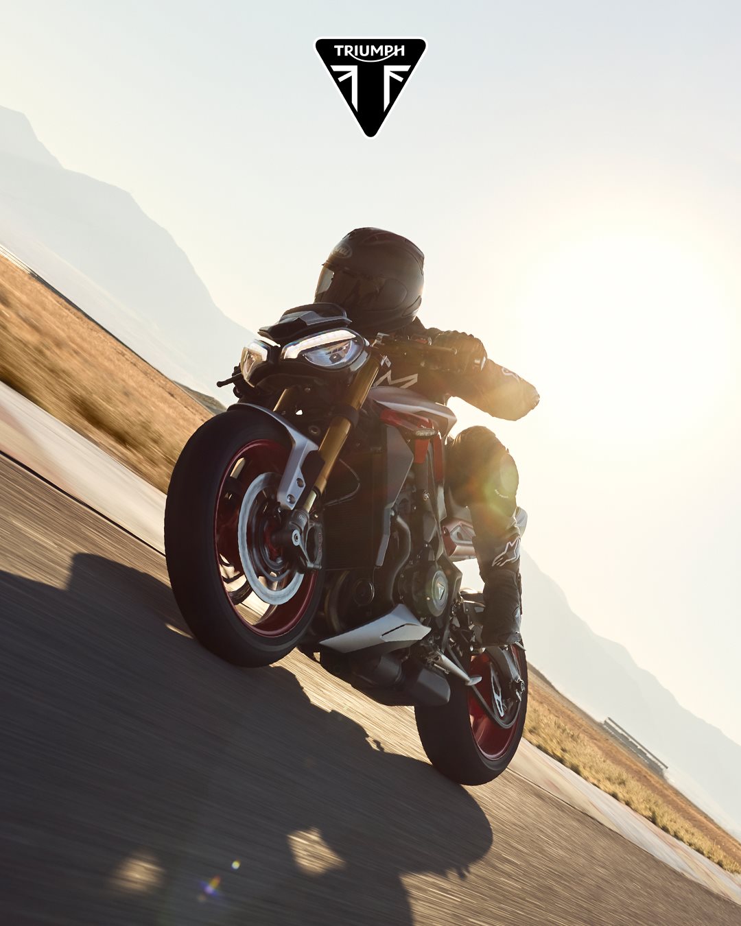 Vorschaubild für Post - Nur noch eine Kurve…

…und dann fahre ich nach Hause.  Das sagen Motorradfahrer seit Jahrzehnten.😀

#triumphmotorcycle #bikerlife #triumphdeutschland #letsgo #nurnocheinekurve #vikingcyclesluebeck