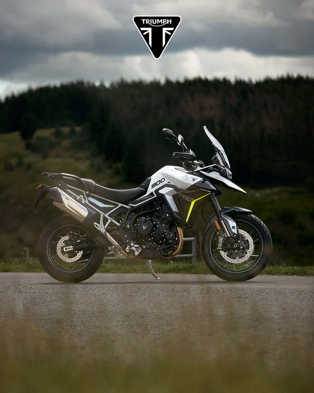 Vorschaubild für Post - Sonne, Regen, Wind – im Herbst kann sich das Wetter schnell ändern. 

Fahr vorausschauend und hab die passende Kleidung dabei.

#triumphmotorcycle #bikerlife #triumphdeutschland #letsgo #wechselhaftesWetter