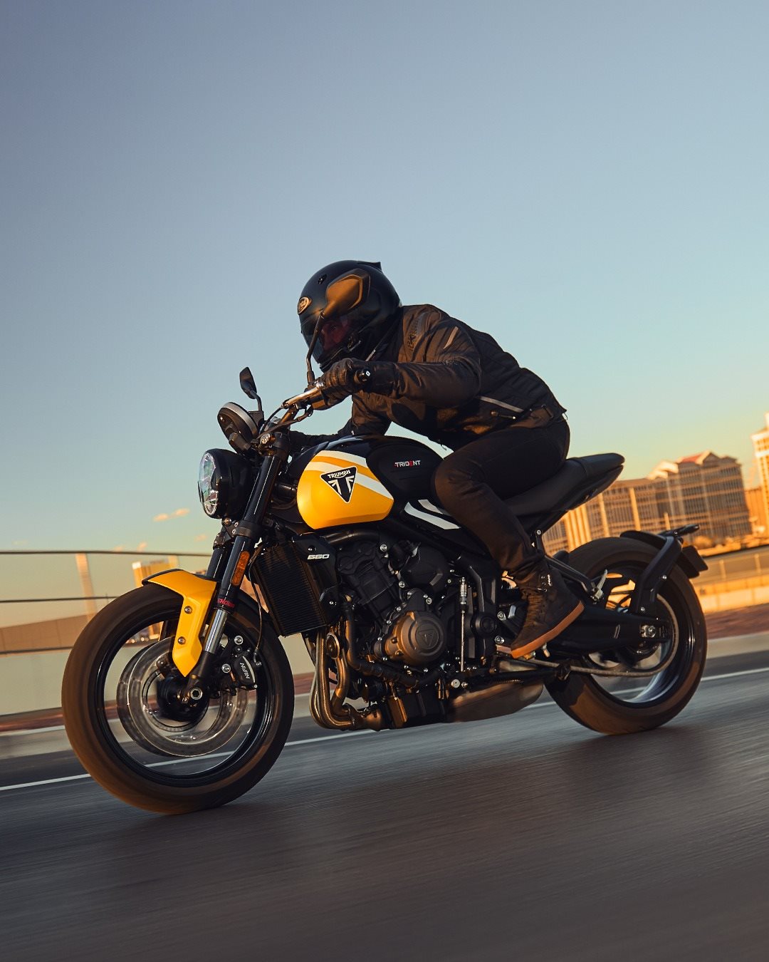 Vorschaubild für Post - Du denkst noch drüber nach? Andere fahren schon. 🔥⁣
In dieser Saison sicherst du dir noch satte 660 € Kundenvorteil* beim Kauf einer neuen Trident 660!⁣
⁣
*Angebotsdetails siehe Webseite, gültig bis 30.09.2025⁣
#triumph #fortheride #motorcycle #bikelife #trident660