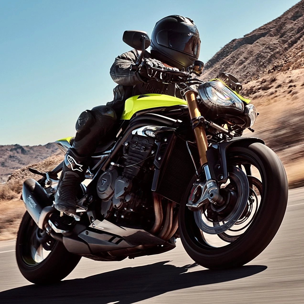 Vorschaubild für Post - Triumph Motorcycles startet jetzt richtig durch: In den nächsten 6 Monaten wird die britische Traditionsmarke nicht weniger als 18 Neuheiten auf den deutschen und österreichischen Markt bringen.

Diese rekordverdächtige Markteinführung von neuen Modellen und Updates folgt auf jahrelange nachhaltige Investitionen in die Produktentwicklung und fünf Jahre mit Rekordumsätzen weltweit.

Wir sind gespannt und freuen uns schon jetzt auf spannende und innovative Motorräder aus Großbritannien für die nächste Saison.

#triumphgermany #triumphofficial #triumphmotorcycles #neuemodelle #fortheride #triumphbadkreuznach #badkreuznach