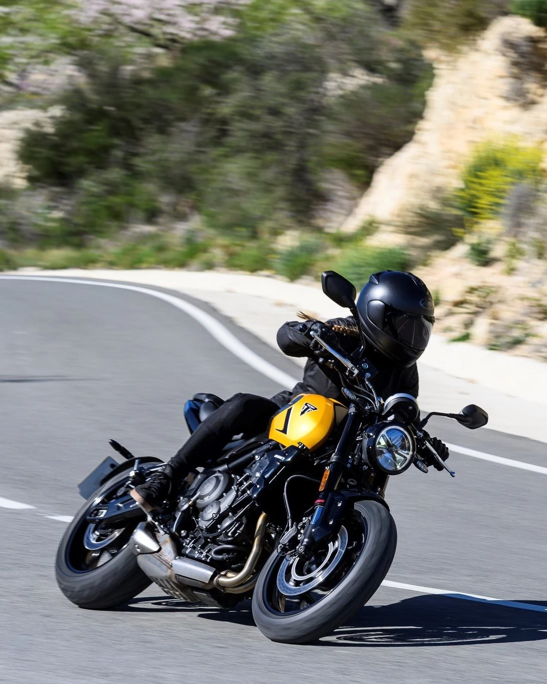 Vorschaubild für Post - Triumph unterstützt Führerschein-Neulinge beim Kauf einer Triumph mit einem Starterbonus von 660 Euro. Egal, ob es die agile Trident 660, die vielseitige Tiger Sport 660 oder die sportliche Daytona 660 sein soll – Fahrspaß ist mit allen garantiert.

Noch bis Ende des Monats bekommt ihr beim Kauf einer Trident 660, einer Tiger Sport 660 oder einer Daytona 660 einen Preisnachlass von 1 Euro pro Kubikzentimeter. Alles Weitere erklären euch die Kollegen unseres Verkaufsteams.

#triumphgermany #triumphofficial #triumphmotorcycles #triumphtrident660 #triumphtigersport660 #triumphdaytona660 #fortheride #triumphbadkreuznach #badkreuznach