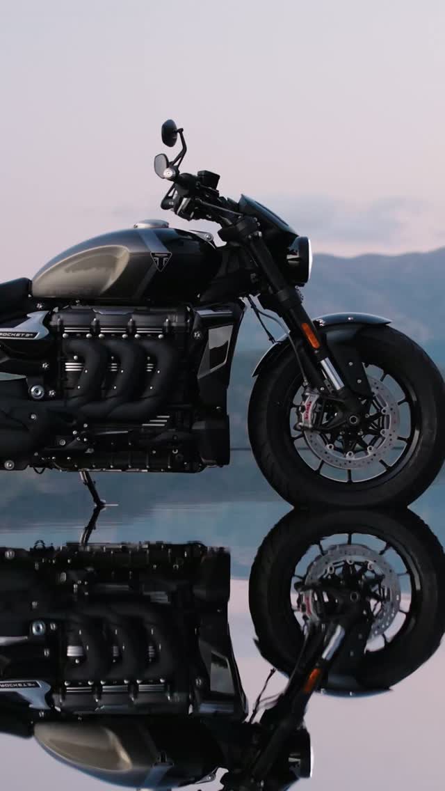 Vorschaubild für Post - Ab sofort ist die Rocket 3 Storm R in zwei neuen Farben bestellbar!

🧡 Sapphire Black / Graphite⁣
🖤 Ironstone / Storm Grey

Wir zeigen dir in unserem Showroom gerne mehr von unserem Power-Roadster. 🚀

#triumph #triumphmotorcycles #rocket3 #triumphchemnitz #triumphteamchemnitz