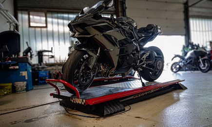 Zweiradmechatroniker o. KFZ Mechatroniker  