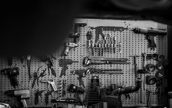 Mechaniker im Bereich Motorradtechnik (m/w/d) - Bild 1