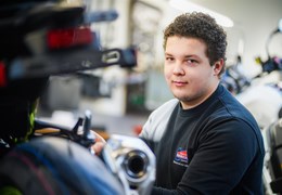 Auszubildende/-r zum/-r Zweiradmechatroniker/-in