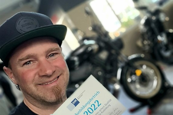 Azubi Automobilkauffrau/-mann (m/w/d) - 2026 Azubi Automobilkauffrau/-mann (m/w/d) - 2026