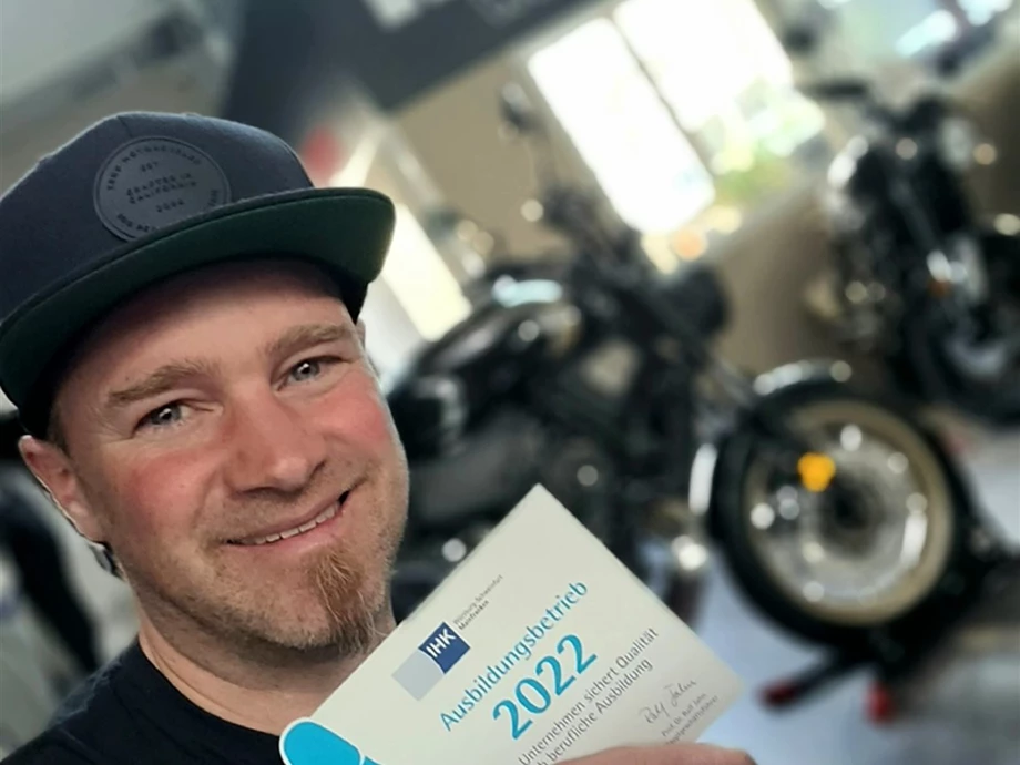 Azubi Automobilkauffrau/-mann (m/w/d) - 2026 Bild 1: Azubi Automobilkauffrau/-mann (m/w/d) - 2026