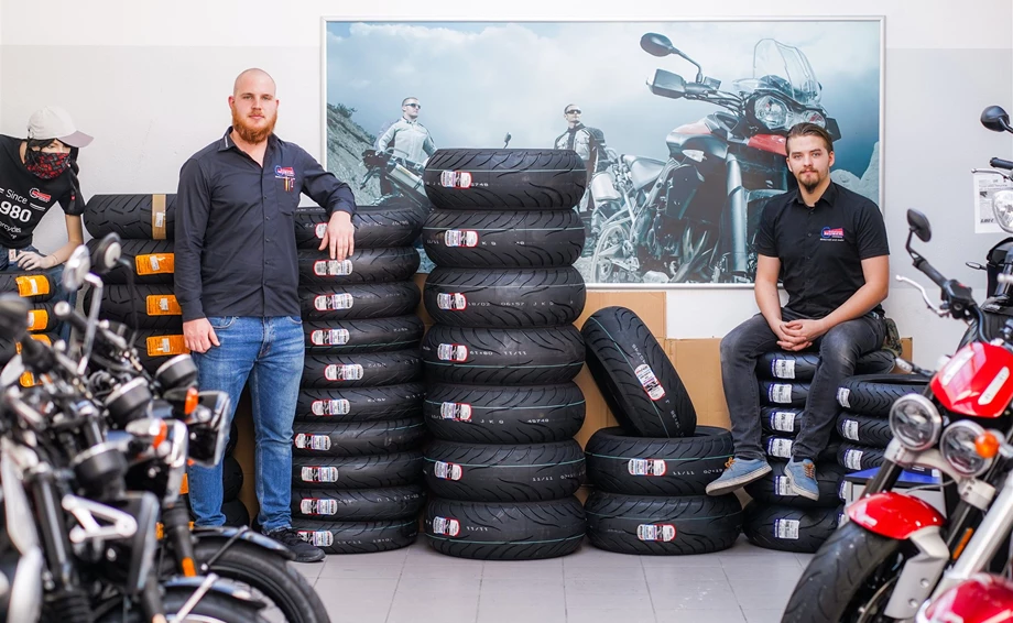 Auszubildende/-r zum/-r Automobilkaufmann/frau Bild 1: Auszubildende/-r zum/-r Automobilkaufmann/frau