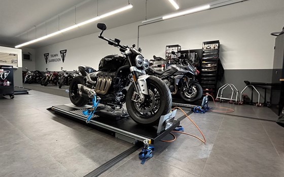 Zweiradmechaniker - Bild 1