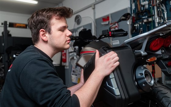 Zweiradmechaniker/ Zweiradmechatroniker (m/w/d) - Bild 1