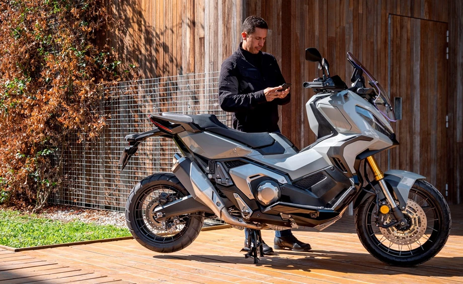 Verkaufsberater/in Neu- und Gebrauchtmotorräder Bild 1: Verkaufsberater/in Neu- und Gebrauchtmotorräder