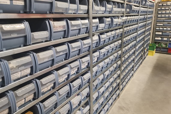 Teile-Verkauf und Lagerverwaltung (m/w/d) Teile-Verkauf und Lagerverwaltung (m/w/d)