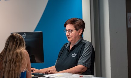 Empfangsmitarbeiter (m/w/d)