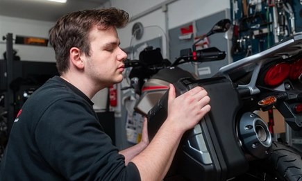 Ausbildung zum Zweiradmechatroniker (m/w/d)
