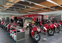 Motorradverkäufer*In (m/w/d)