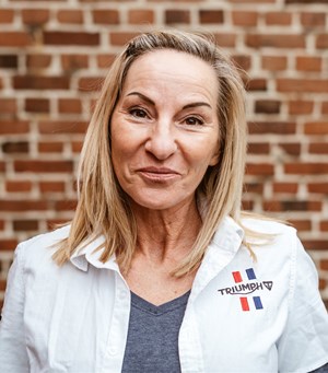 Mitarbeiterbild Claudia 