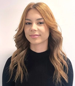 Katrin Kiefer Mitarbeiterbild Katrin Kiefer