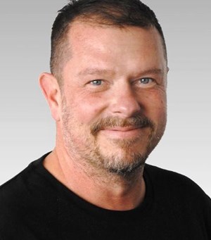 Mitarbeiterbild Tim Dölling