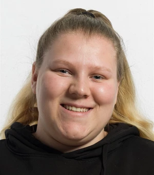 Jana Läubli Mitarbeiterbild Jana Läubli