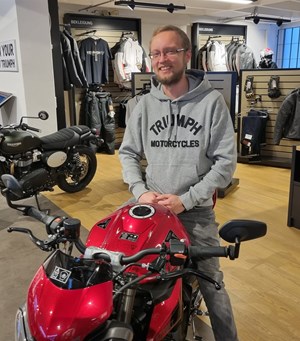 Mitarbeiterbild Florian Stara