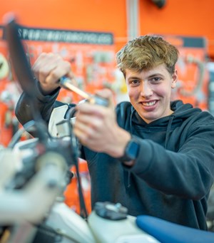 Mitarbeiterbild Daniel Wenger