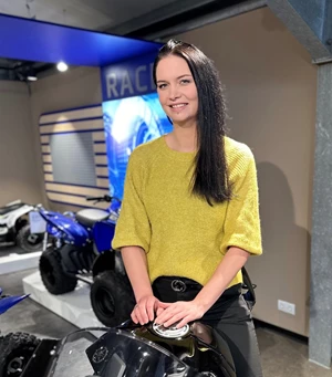 Julia  Mitarbeiterbild Julia