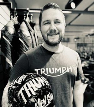 Dominik Döller Mitarbeiterbild Dominik Döller