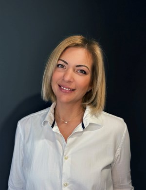 Mitarbeiterbild Eszter Gulyas