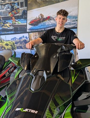 Mitarbeiterbild Simon 