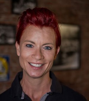 Mitarbeiterbild Antje Bayer