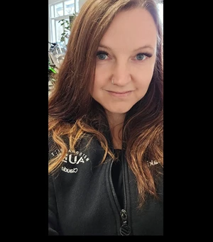 Claudia Engl Mitarbeiterbild Claudia Engl