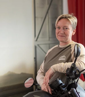 Katja Behn Mitarbeiterbild Katja Behn
