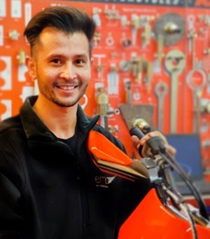 Mitarbeiterbild Kambiz  Rahisi