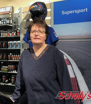 Mitarbeiterbild Petra    Meints