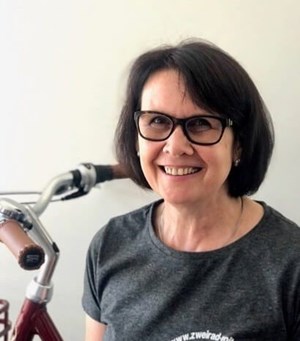 Mitarbeiterbild Marion  