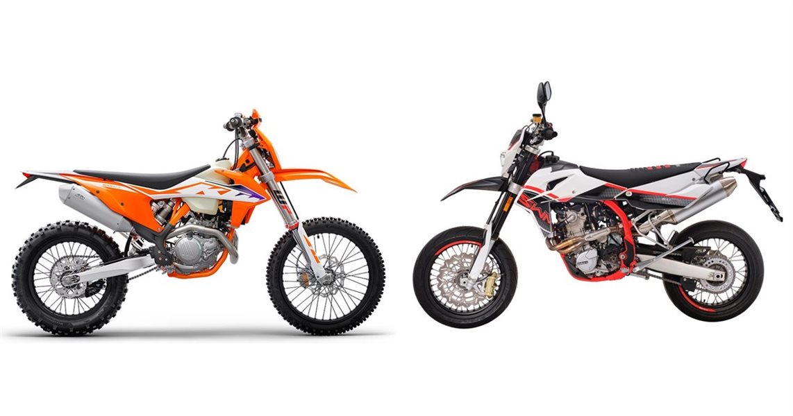 Motorrad Vergleich KTM 500 EXCF 2023 vs. SWM SM 500 R 2022