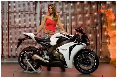 Neue Honda CBR1000RR Neue Honda CBR1000RR