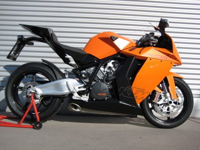 KTM 1190 RC8 EINGETROFFEN KTM 1190 RC8 EINGETROFFEN