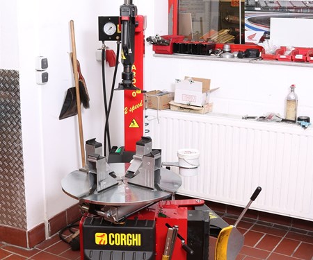 Neues Reifenmotiertgerät