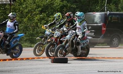 SuperMoto Girls- Zweiter Lauf zum Grenzlandcup im Supermoto auf der Wurzeralm von Nici Köberle - Bild 2