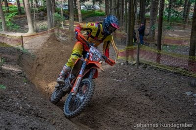 Sieg für Benni Schöpf beim Enduro-Trophy Rennen in Spielberg! Drei weitere Top-Ten Platzierungen für die KTM Walzer Teamrider! - Bild 2