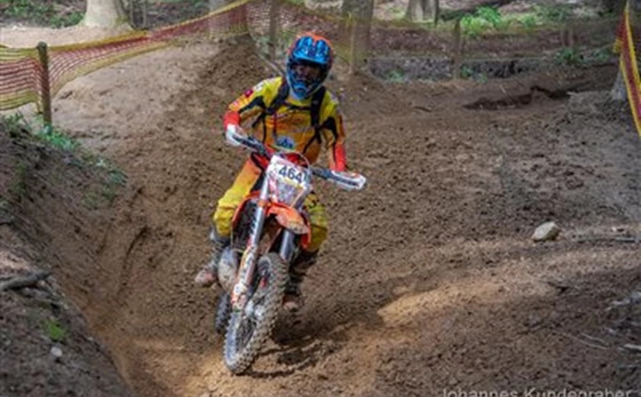 Sieg für Benni Schöpf beim Enduro-Trophy Rennen in Spielberg! Drei weitere Top-Ten Platzierungen für die KTM Walzer Teamrider! Bild 7: Sieg für Benni Schöpf beim Enduro-Trophy Rennen in Spielberg! Drei weitere Top-Ten Platzierungen für die KTM Walzer Teamrider!