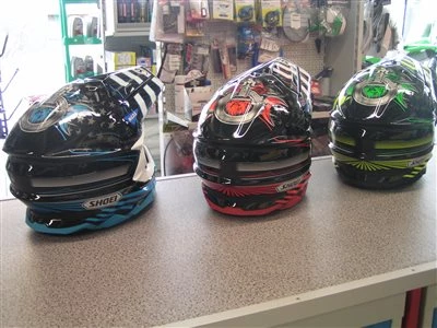 Die neuen Shoei VFX-WR Helme sind eingetroffen! Bild 4: Die neuen Shoei VFX-WR Helme sind eingetroffen!