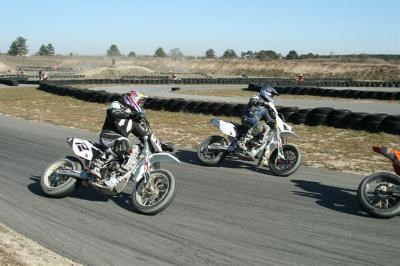 Top Plätze für Hacker Otmar und Rudi Bauer bei der Supermoto ÖM in Neutal