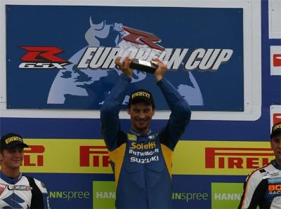 Roland Resch gewinnt Donnington!
