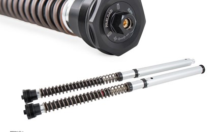 Yamaha T-Max 530: Mit Öhlins bequemer und sicherer zur Arbeit und auf Tour!