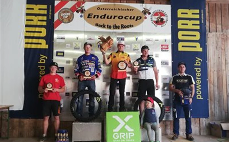 MARTIN ORTNER triumphiert beim ÖEC Cup Rennen in Gaming/NÖ und gewinnt die CHAMPIONATSWERTUNG und E3 Klasse! Bild 1: MARTIN ORTNER triumphiert beim ÖEC Cup Rennen in Gaming/NÖ und gewinnt die CHAMPIONATSWERTUNG und E3 Klasse!