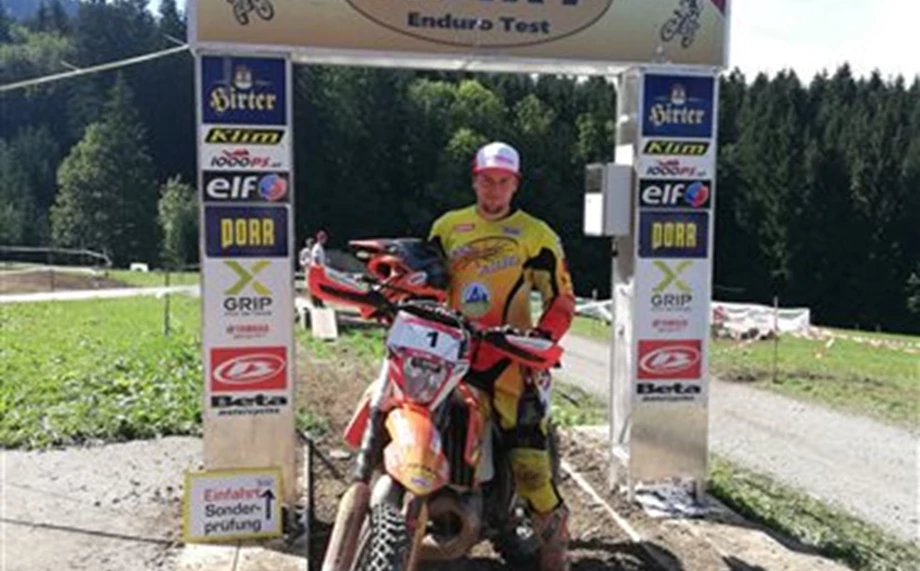 MARTIN ORTNER triumphiert beim ÖEC Cup Rennen in Gaming/NÖ und gewinnt die CHAMPIONATSWERTUNG und E3 Klasse! Bild 2: MARTIN ORTNER triumphiert beim ÖEC Cup Rennen in Gaming/NÖ und gewinnt die CHAMPIONATSWERTUNG und E3 Klasse!