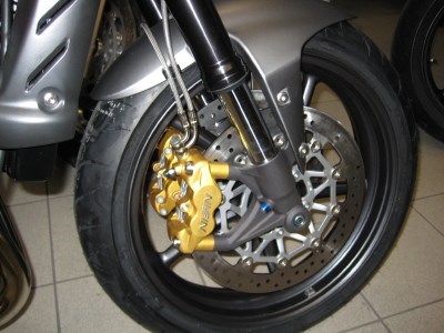 STREET TRIPLE R  - Bild 2